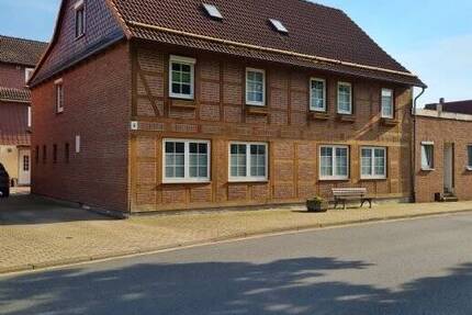 Freistehendes Haus für eine Großfamilie oder WG 1 zimmer