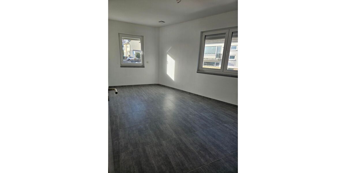Gemütliche Eigentumswohnung mit Terrasse in Trier- Zewen - Etagenwohnung Trier Feyen-Weismark | Angebot:26719088