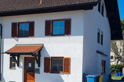 Haus Garching an der Alz - 6 Zimmer, 143 m&sup2;, 1.500&euro; | Angebot:26373026