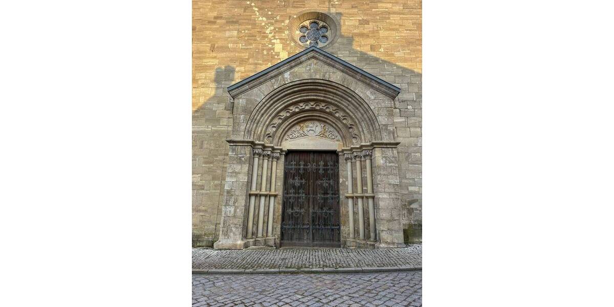 Zwei vermietete Wohnungen in Bestlage von Arnstadt - direkt an der Liebfrauenkirche 4 zimmer