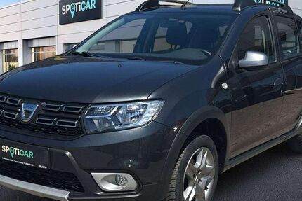 Dacia Sandero 36.189 km 8.200 &euro; Waren Müritz 17192