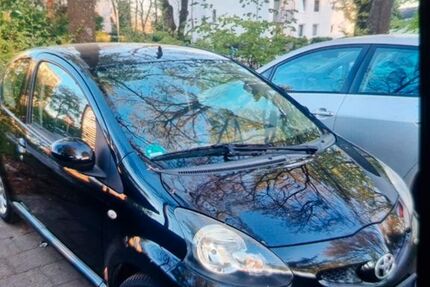 Toyota Aygo (X) 142.000 km 1.100 &euro; Hamburg 22043