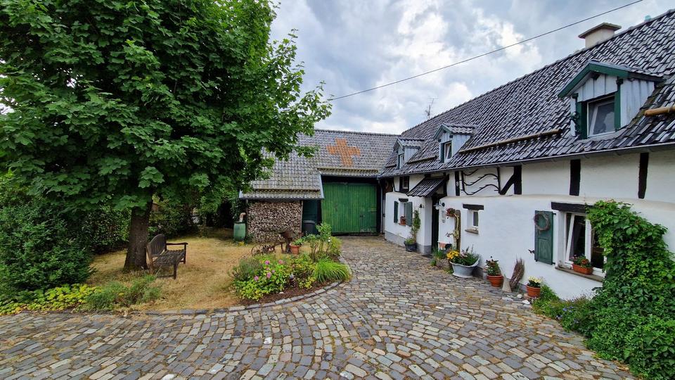 Bauernhaus, Landhaus Nettersheim - 7 Zimmer, 89 m&sup2;, 220.000&euro; | Angebot:27157925