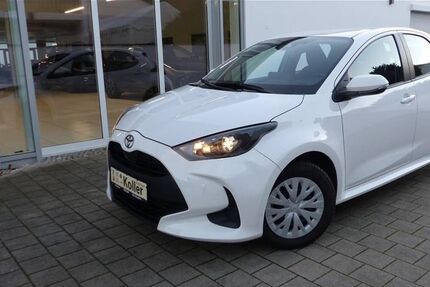 Toyota Yaris 27.470 km 18.500 &euro; Bad Gögging 93333