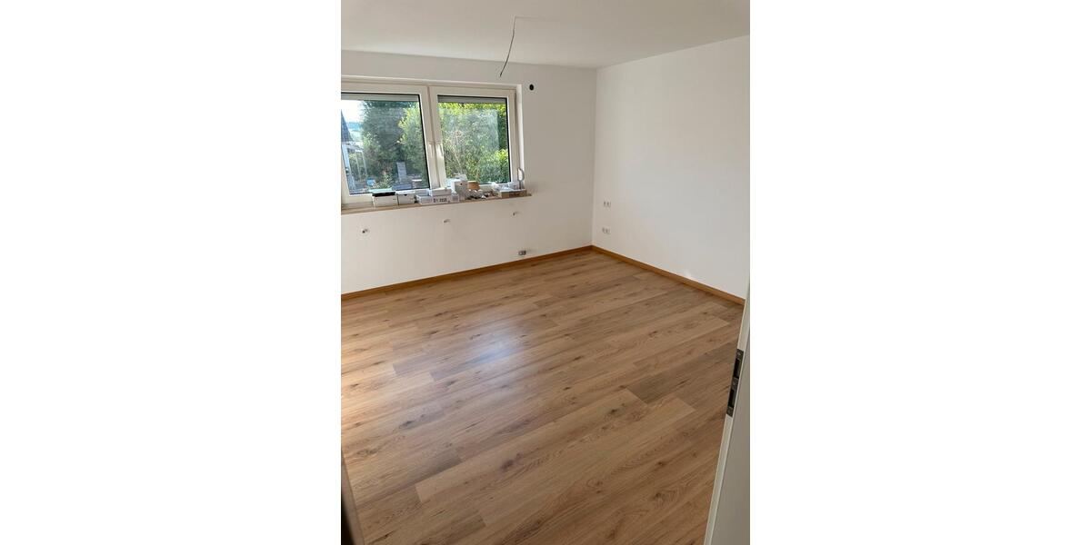 Renovierte 2 Zimmer EG-Wohnung in ruhiger Lage in Feuchtwangen 2 zimmer