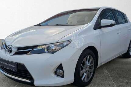 Toyota Auris 181.500 km 8.990 &euro; Winsen / Luhe 21423