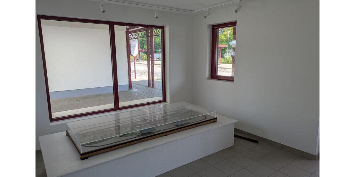 Gewerbeobjekt Burgstädt - 100&euro; | Angebot:25425896