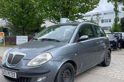 Lancia Ypsilon 192.600 km 2.400 &euro; Riemerling 85521
