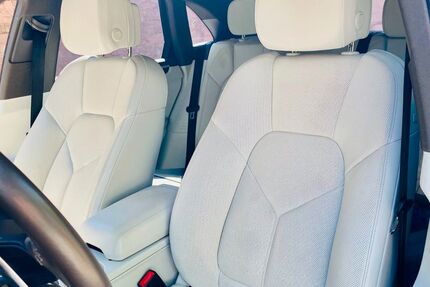 Porsche Macan 81.800 km 49.900 &euro; Frankfurt am Main 60598