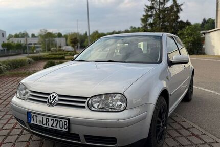 VW Golf 140.000 km 2.299 &euro; Reutlingen 72762