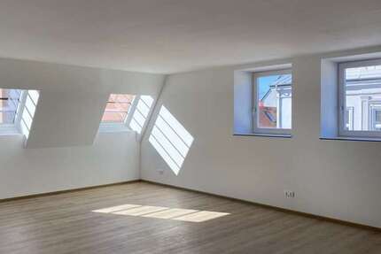 Wohnung zum Mieten in Schrobenhausen 1.000 € 100 m²