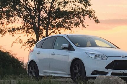 Ford Focus 163.500 km 7.500 &euro; Aerzen 31855