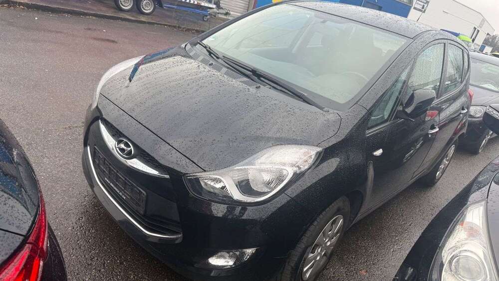 Hyundai iX20 98.000 km 8.999 € Sindelfingen 71065