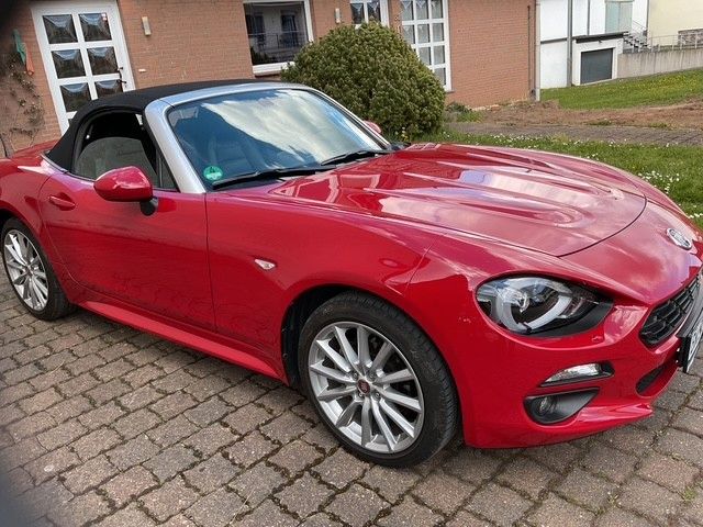 Fiat 124 Spider 15.000 km 20.650 &euro; Erden 54492