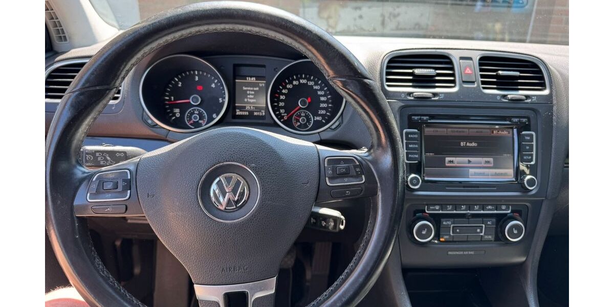 VW Golf 205.000 km 3.800 &euro; Wipperfürth 51688