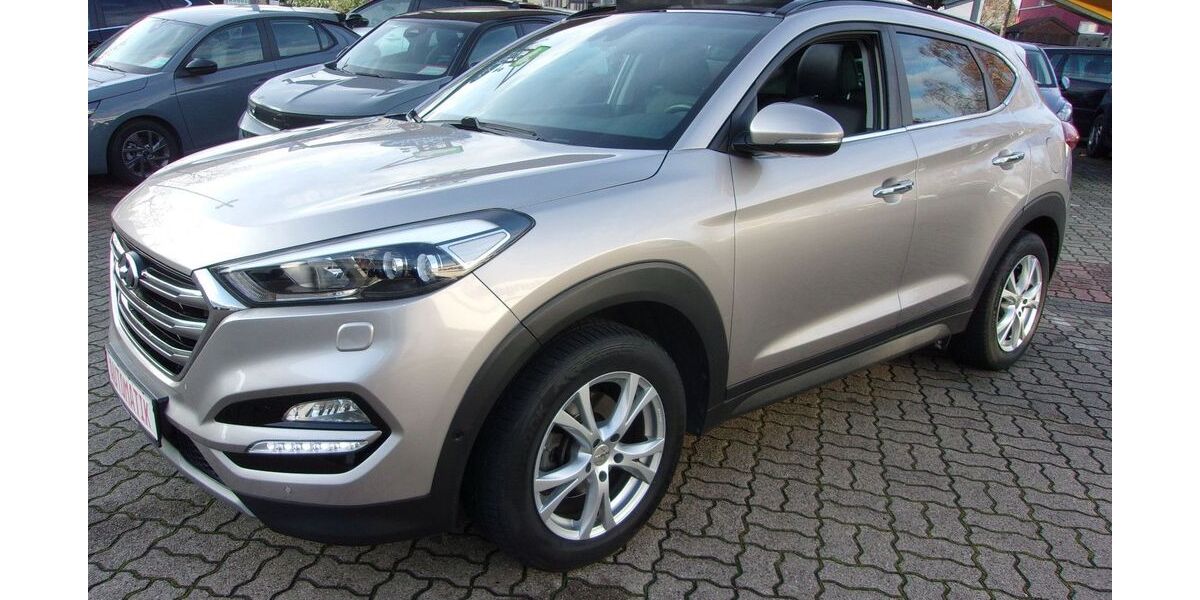 Hyundai TUCSON 77.300 km 17.750 &euro; Herford 32051