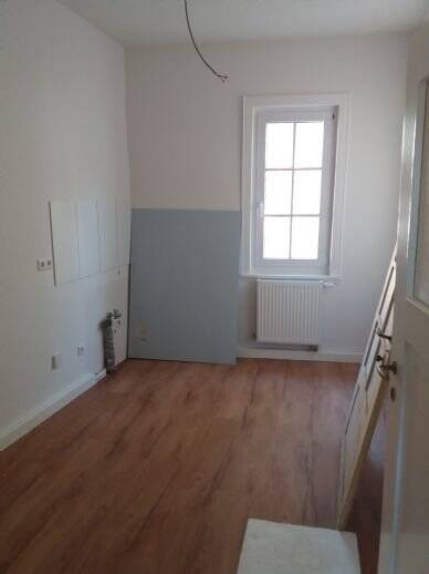 Gewerbeobjekt Bad Mergentheim - 5 Zimmer, 78 m&sup2;, 680&euro; | Angebot:25670114