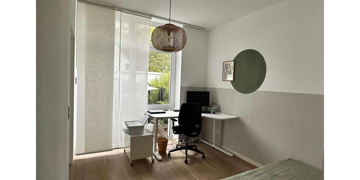 Lichtdurchflutete Maisonettewohnung mit Garten in ruhiger Lage 5 zimmer