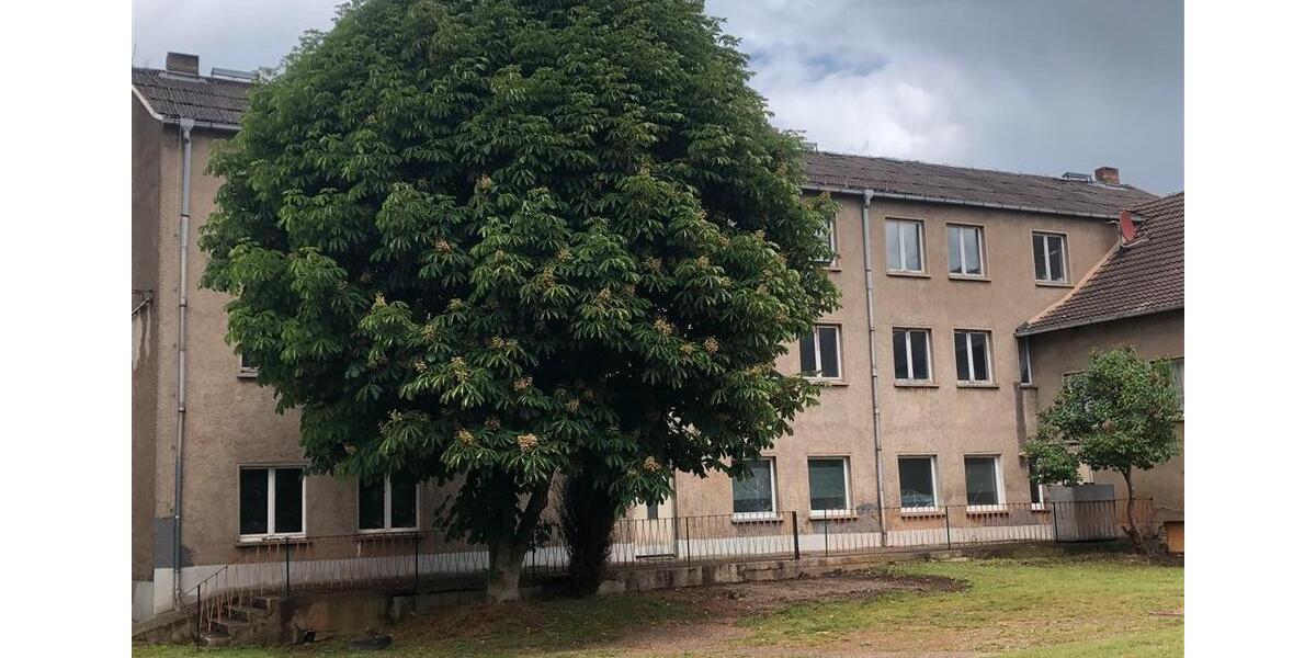 Modernisierte 2-Zimmer-Wohnung im 1. OG eines 9-Familienhauses 2 zimmer