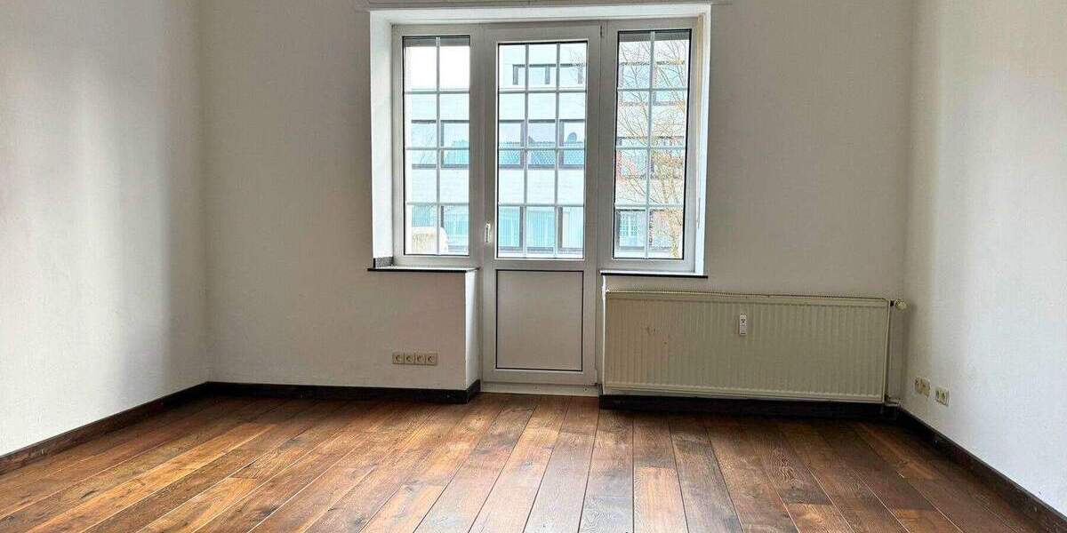 Etagenwohnung Mönchengladbach Stadtmitte - 4 Zimmer, 138 m&sup2;, 425.000&euro; | Angebot:24843097
