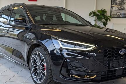 Ford Focus 9.856 km 24.980 &euro; Homberg (Efze) 34576