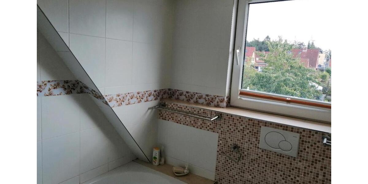 Dachgeschoßwohnung Mölln - 1 Zimmer, 33 m&sup2;, 250&euro; | Angebot:25538663