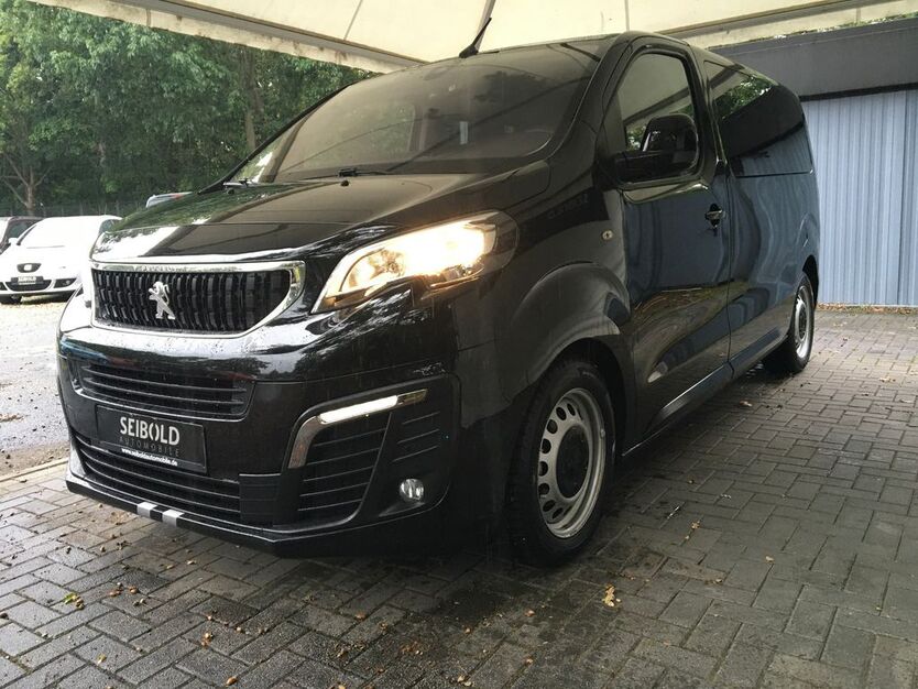 Peugeot Traveller 105.169 km 21.980 € Berlin 10315