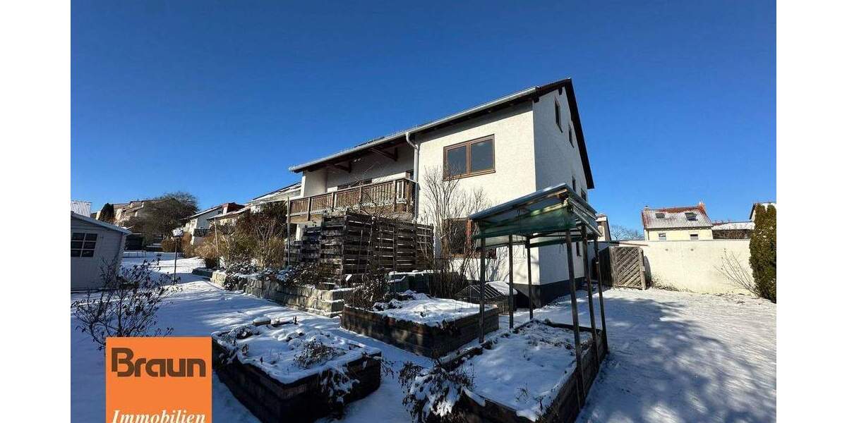 Attraktive 4,5-Zimmer-Eigentumswohung in Trossingen, inkl. Einzelgarage und Pkw-Außenstellplatz 4 zimmer