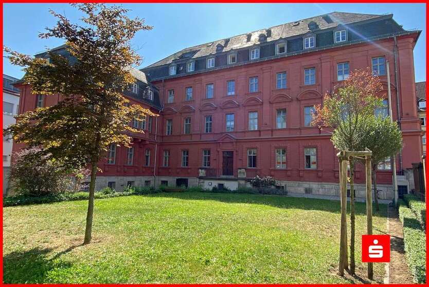 Büro in Würzburg 7.692,40 € 430 m²