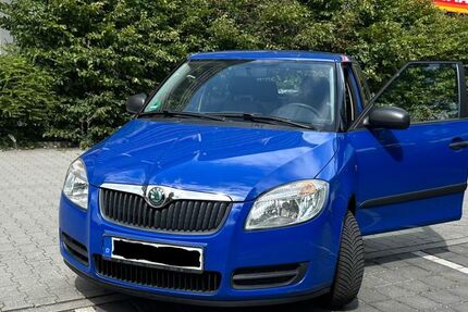Skoda Fabia 128.384 km 2.900 &euro; Berlin 13595