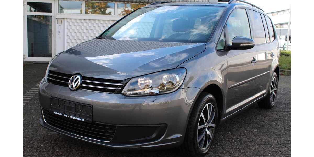 VW Touran 210.000 km 10.449 &euro; Mönchengladbach 41066