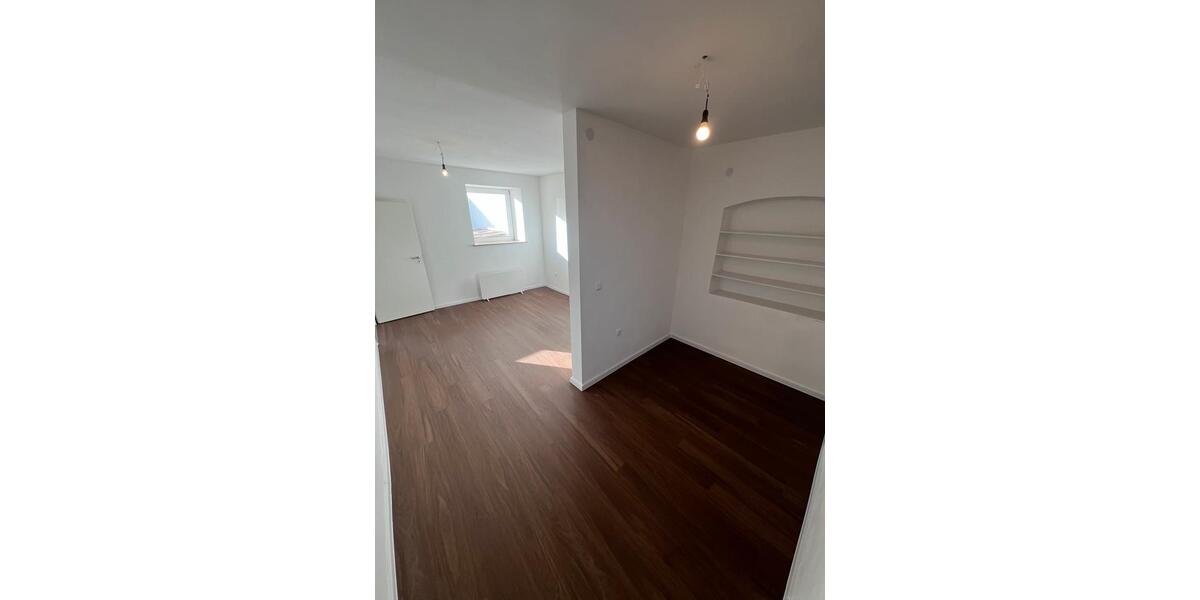 Erdgeschoßwohnung Hengersberg - 2.5 Zimmer, 58 m&sup2;, 600&euro; | Angebot:26163077