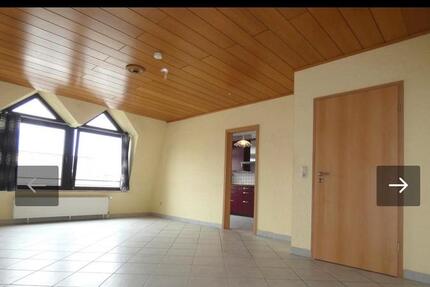Zentral gelegene Dachgeschosswohnung in Neuwied 3 zimmer