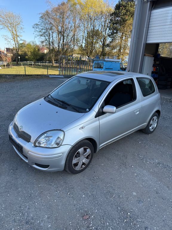 Yaris