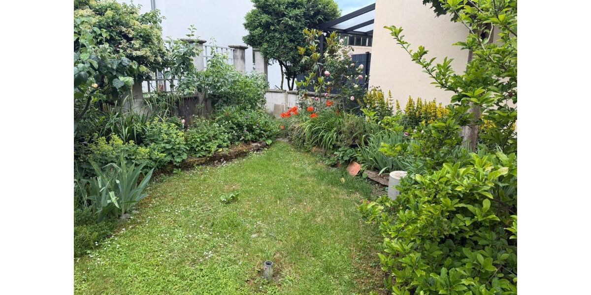 Flexibler Raumtraum 115 qm. Für WohnenArbeiten oder beides mit einem wunderschönen Garten. Filseckstr. GP Faurndau - Erdgeschoßwohnung Göppingen Faurndau | Angebot:26866716