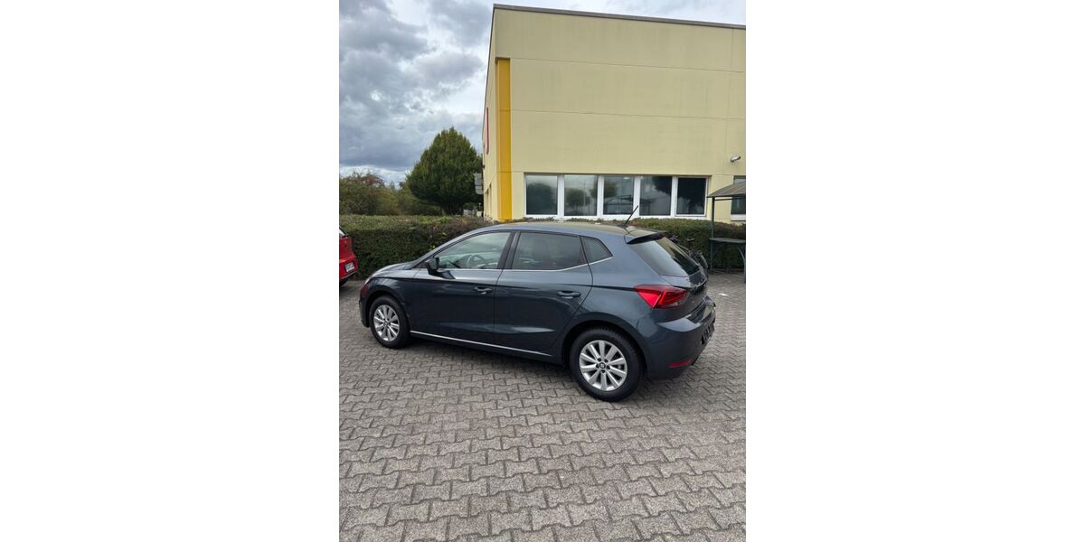 Seat Ibiza 74.199 km 13.400 &euro; Neuss 41468