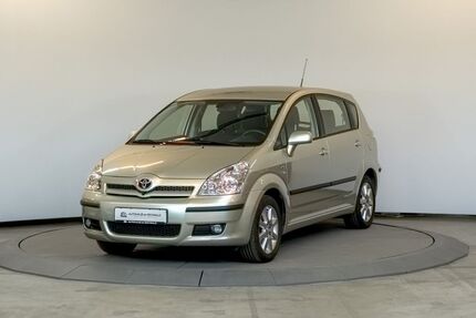 Toyota Corolla Verso 72.393 km 7.490 &euro; Kassel 34123
