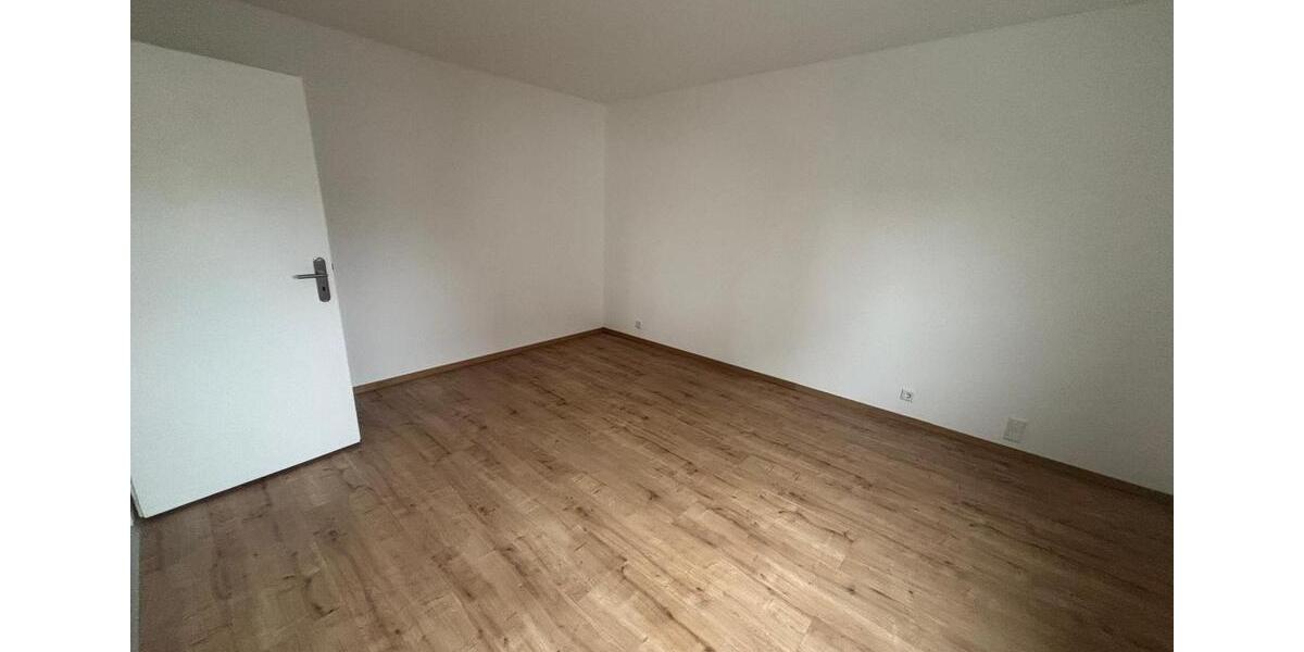 Etagenwohnung Laudenbach - 3 Zimmer, 95 m&sup2;, 1.124&euro; | Angebot:26367546