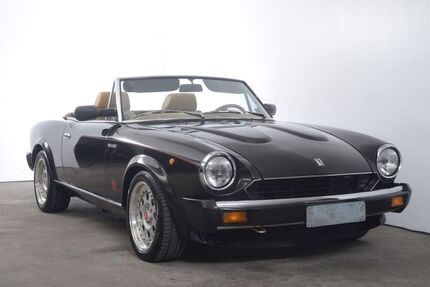 Fiat 124 Spider
