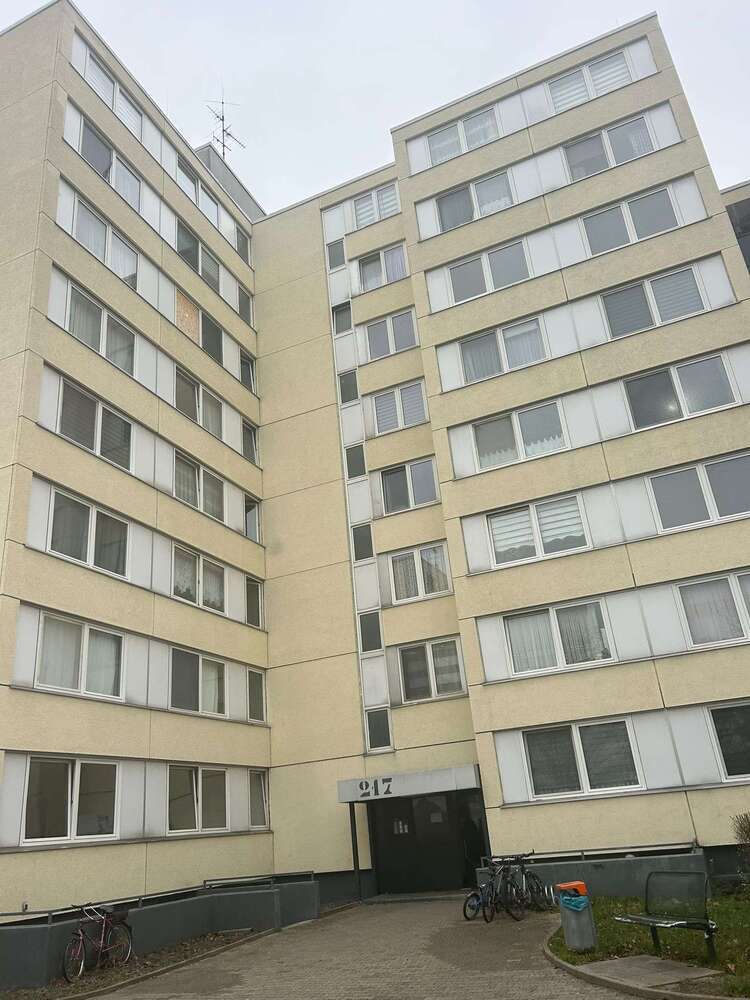Wohnung zum Kaufen in Ludwigshafen am Rhein 199.000 € 77 m²