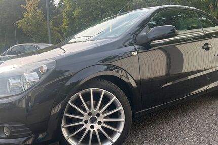 Opel Astra 102.182 km 4.990 &euro; Osnabrück 49078