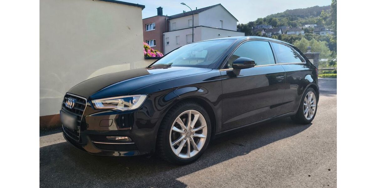 Audi A3 99.500 km 10.600 &euro; Fell 54341