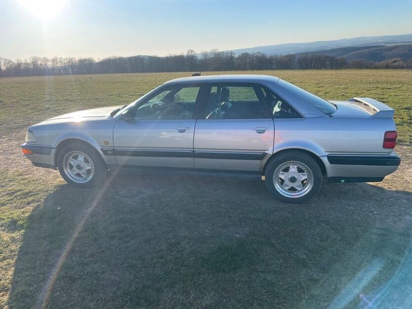 V8