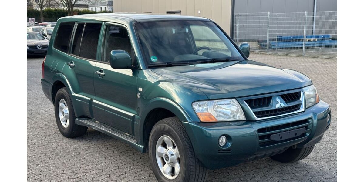 Mitsubishi Pajero 60.400 km 14.950 € Bornheim 53332