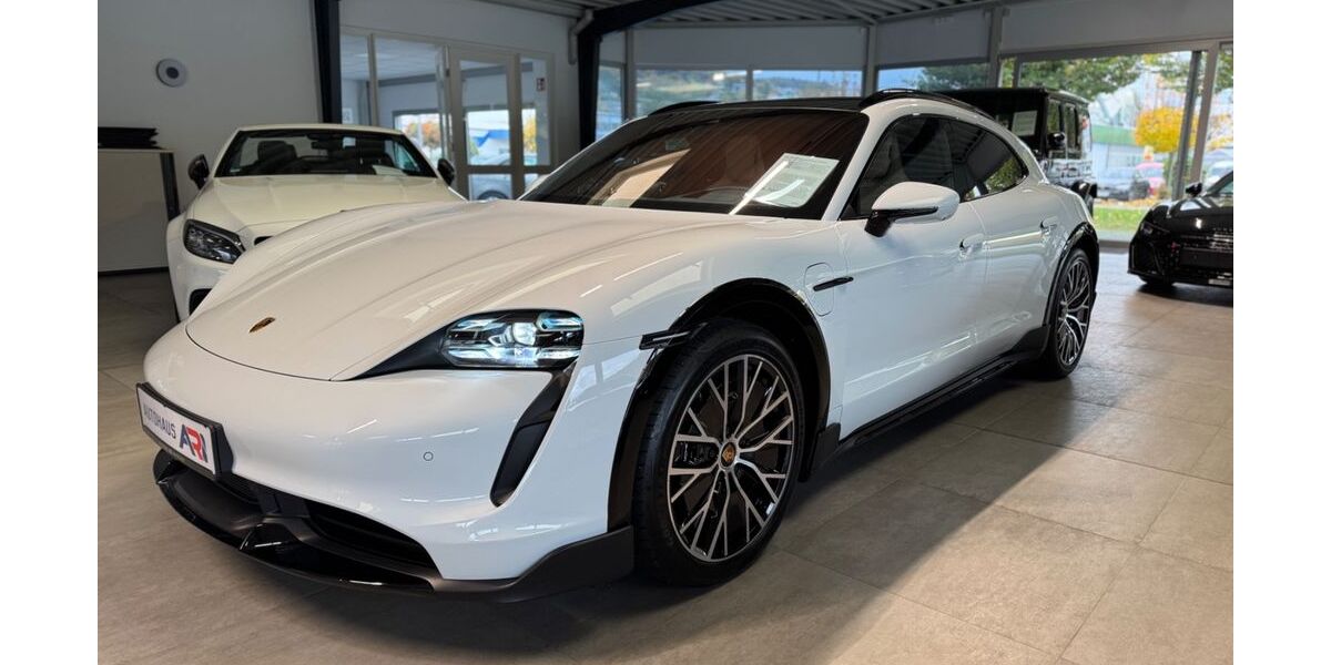 Porsche Taycan 6.000 km 89.800 &euro; Marburg 35039