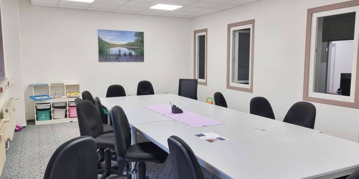 Gewerbeobjekt Bremerhaven Geestemünde - 8 Zimmer, 310 m&sup2;, 2.500&euro; | Angebot:26731166