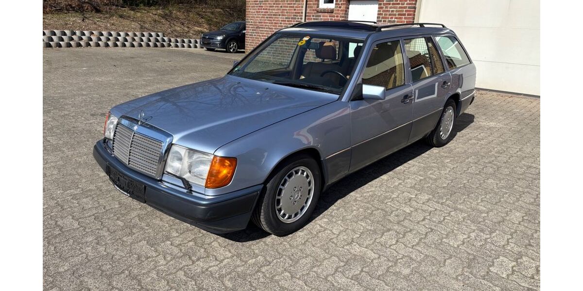 Mercedes-Benz 300 203.000 km 23.900 &euro; Rosengarten 21224
