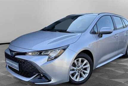 Toyota Corolla 21.400 km 27.490 &euro; Greifswald 17489
