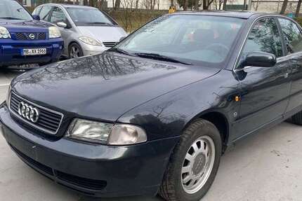 Audi A4 220.000 km 1.500 &euro; München 80809
