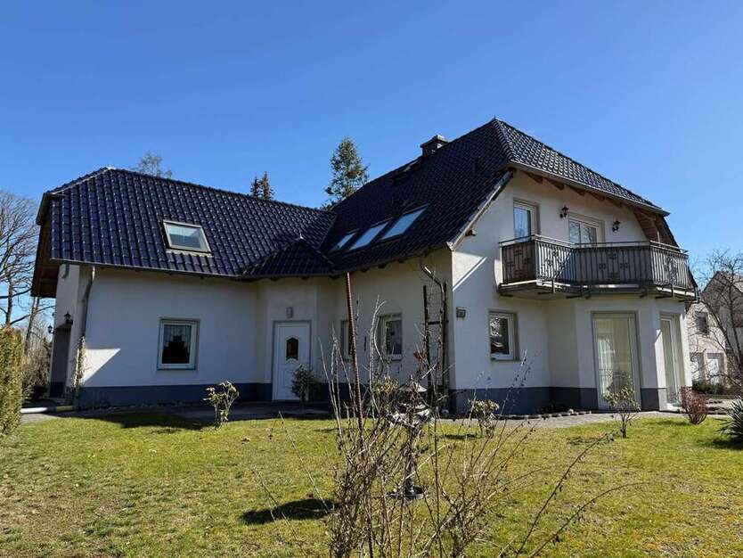 Haus zum Kaufen in Bernau bei Berlin 585.000 € 197.12 m²